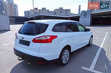Универсал Ford Focus 2012 в 