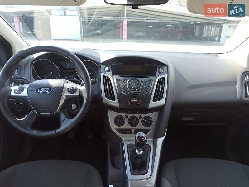 Универсал Ford Focus 2012 в Киеве фото 9 Универсал Ford Focus 2012 в Киеве