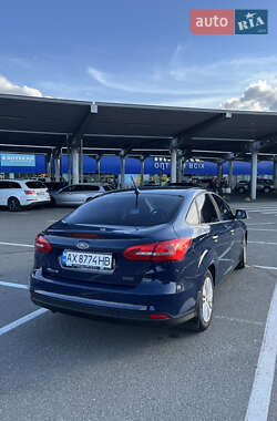 Седан Ford Focus 2018 в 