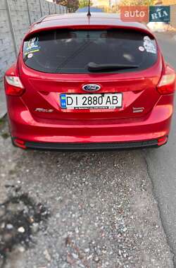 Хэтчбек Ford Focus 2013 в 