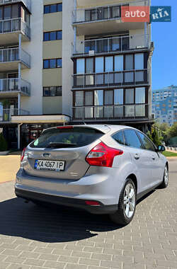 Хетчбек Ford Focus 2014 в 