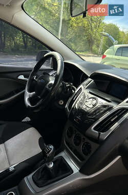 Универсал Ford Focus 2012 в 