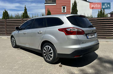 Универсал Ford Focus 2012 в 
