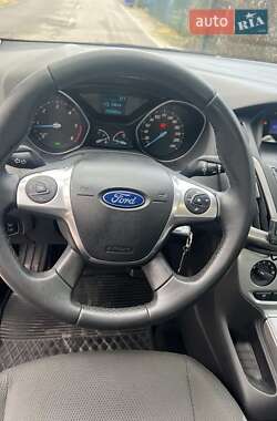 Універсал Ford Focus 2011 в 