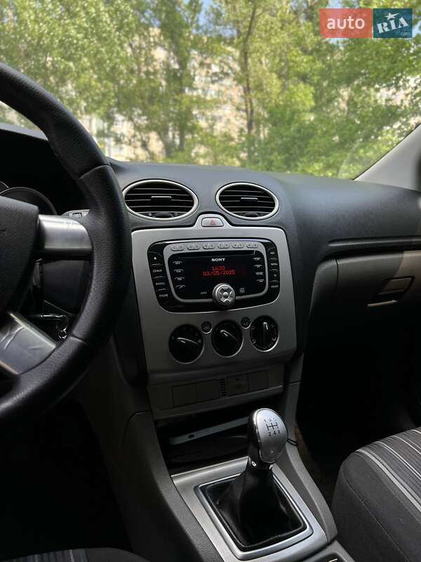 Хэтчбек Ford Focus 2008 в Черкассах