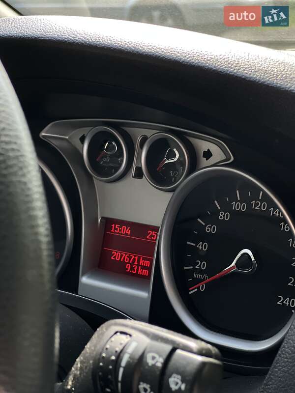 Хэтчбек Ford Focus 2008 в Черкассах