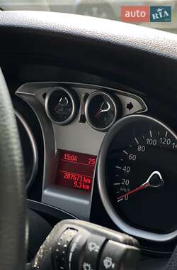 Хетчбек Ford Focus 2008 в 