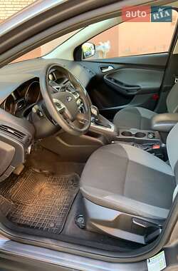 Седан Ford Focus 2014 в 