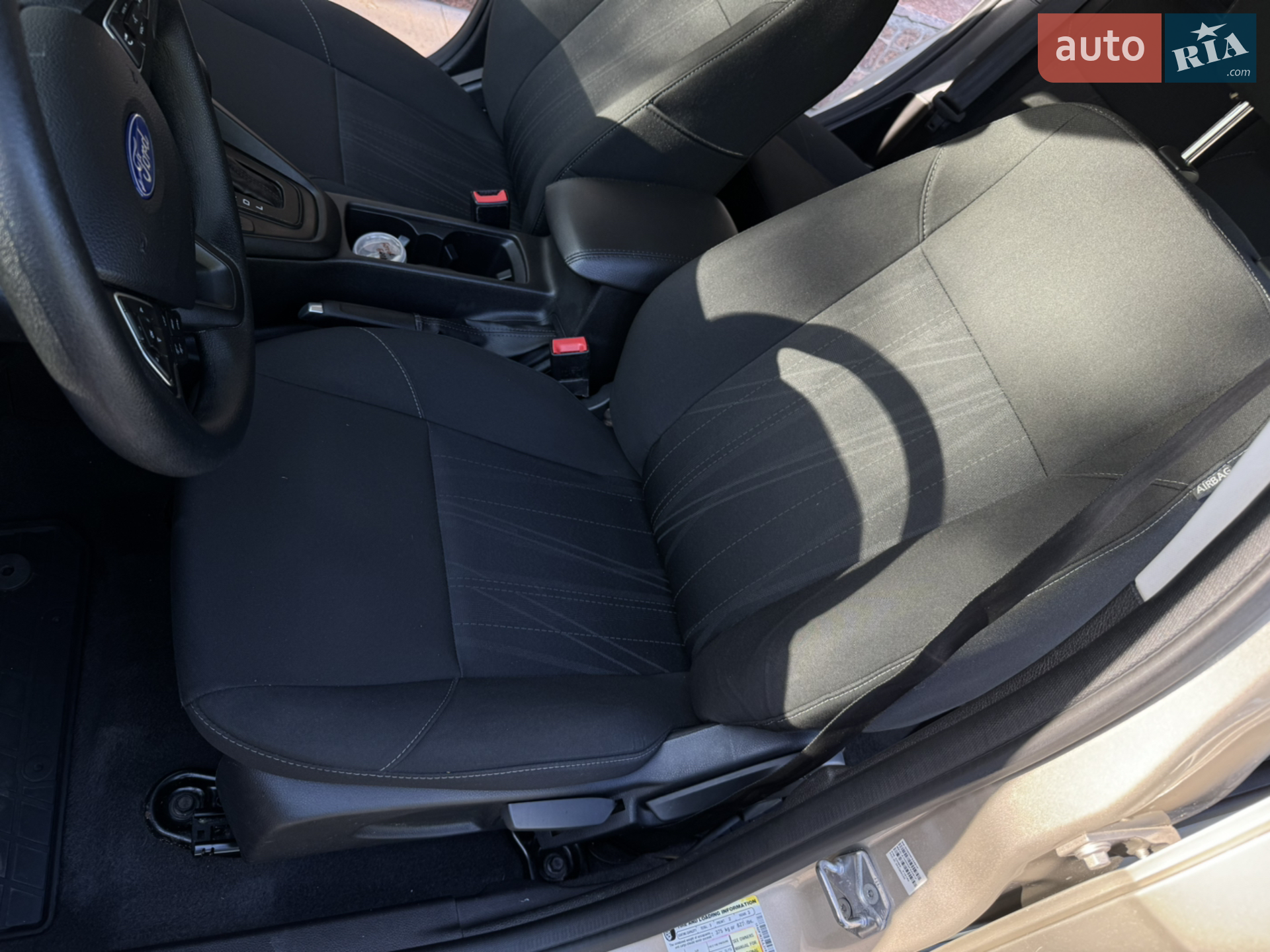 2018 Ford Focus - мініатюра 15