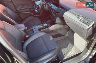 Хетчбек Ford Focus 2021 в 