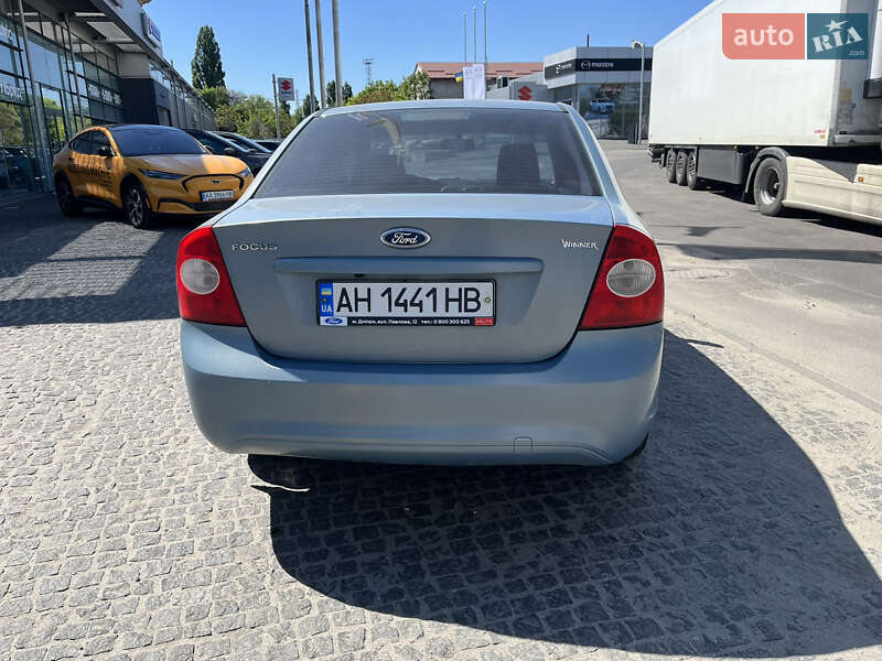 Седан Ford Focus 2010 в Днепре