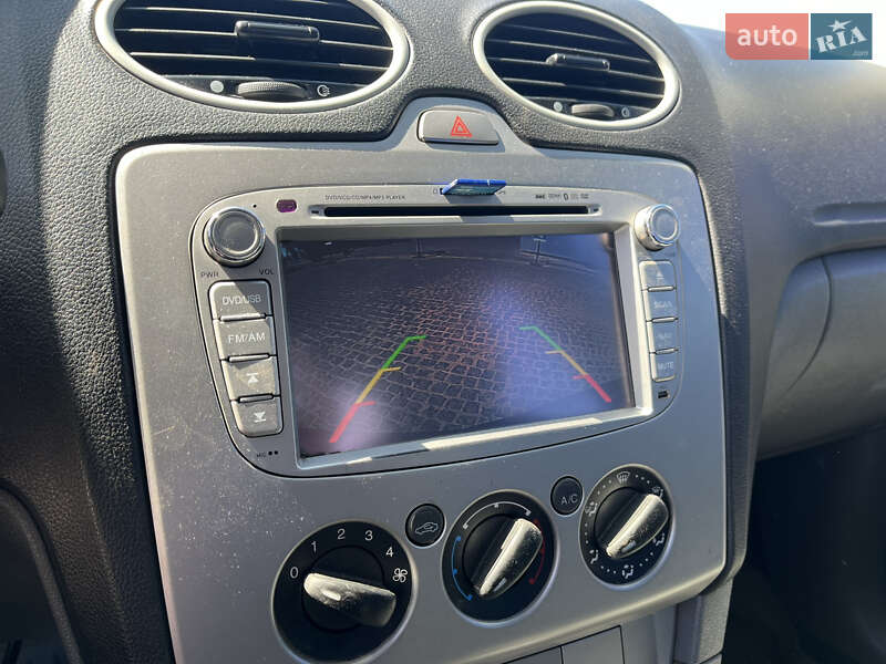 Седан Ford Focus 2010 в Днепре