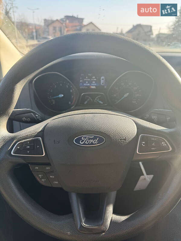 Седан Ford Focus 2015 в Львове