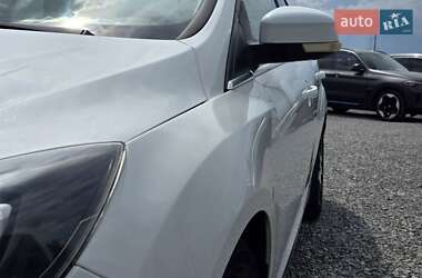 Седан Ford Focus 2011 в 