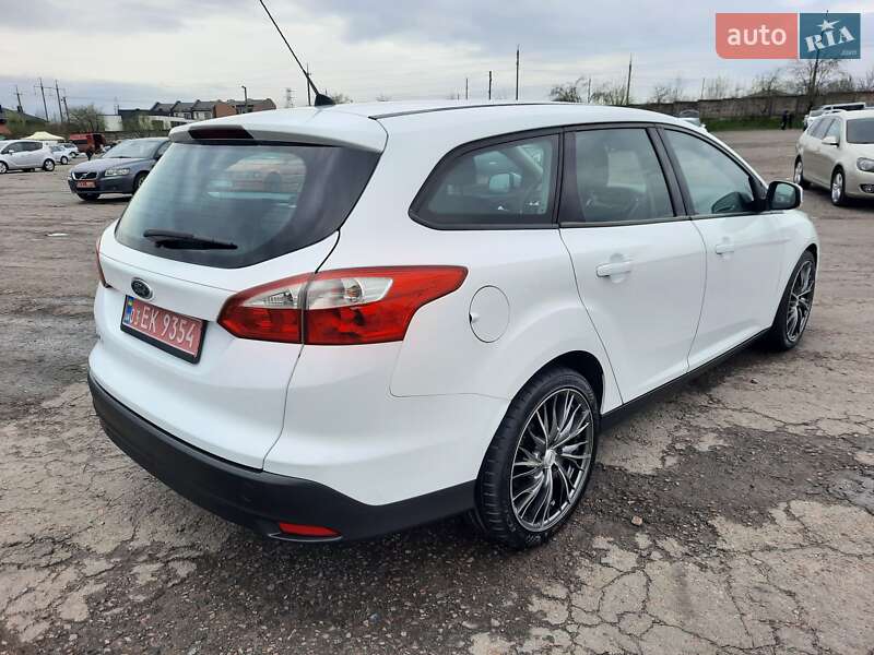 Универсал Ford Focus 2011 в Ровно