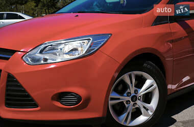 Седан Ford Focus 2013 в 