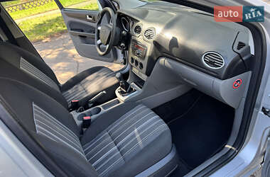 Универсал Ford Focus 2010 в 