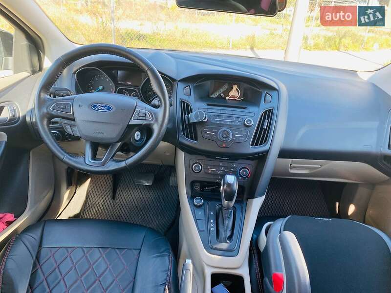 Седан Ford Focus 2015 в Києві