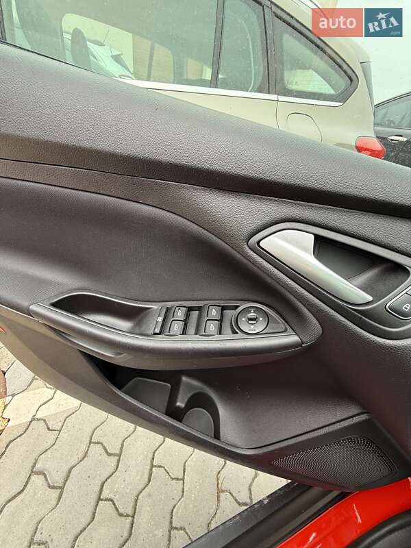 Седан Ford Focus 2017 в Львове фото 11 Седан Ford Focus 2017 в Львове