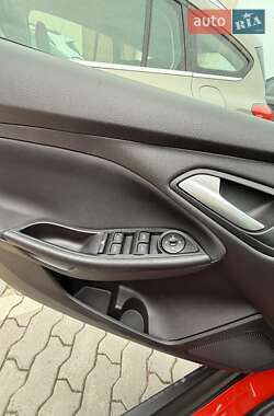 Седан Ford Focus 2017 в 