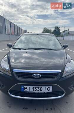 Хэтчбек Ford Focus 2010 в Полтаве