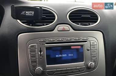 Универсал Ford Focus 2010 в 