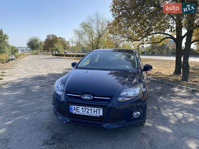 Хетчбек Ford Focus 2013 в Дніпрі
