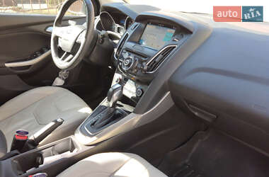 Седан Ford Focus 2018 в 