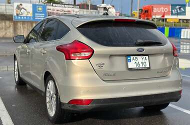 Хэтчбек Ford Focus 2015 в 