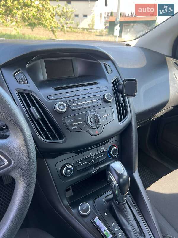 Седан Ford Focus 2015 в Обухове