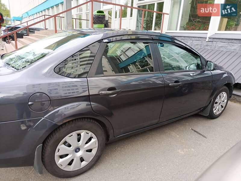 Седан Ford Focus 2010 в Киеве