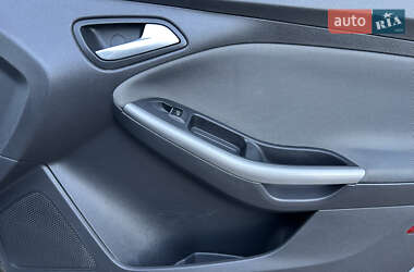 Універсал Ford Focus 2011 в 