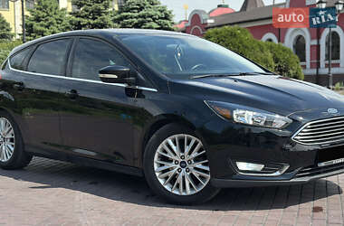 Хетчбек Ford Focus 2015 в 