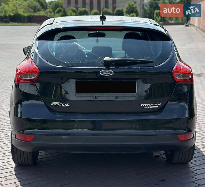 Хэтчбек Ford Focus 2015 в Днепре