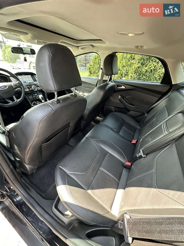 Хэтчбек Ford Focus 2015 в Днепре