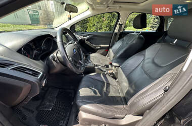 Хетчбек Ford Focus 2015 в 