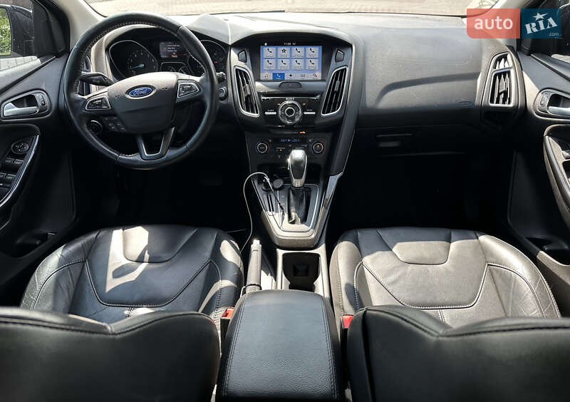 Хэтчбек Ford Focus 2015 в Днепре