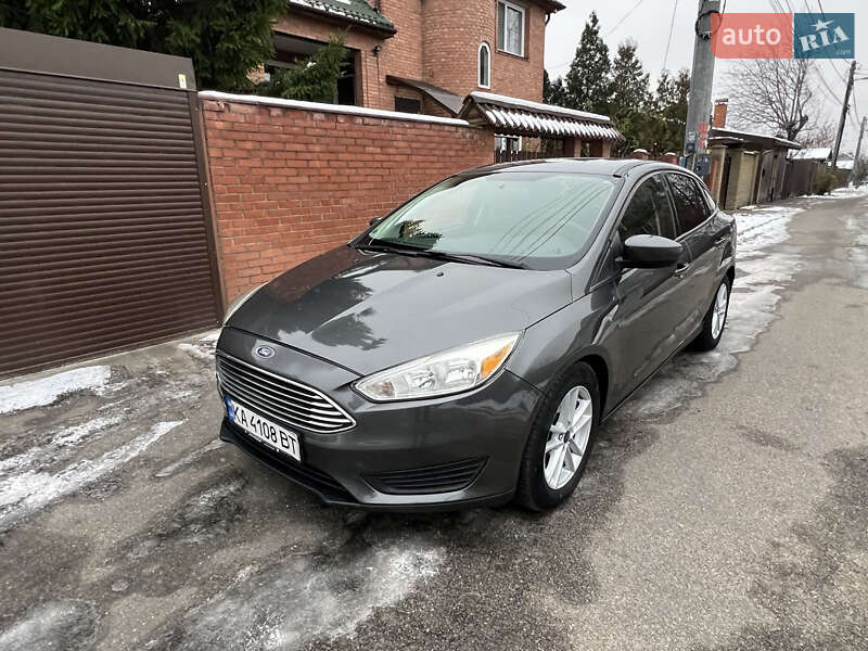 Седан Ford Focus 2017 в 
