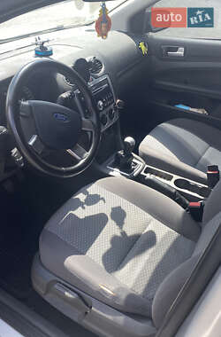Універсал Ford Focus 2004 в 