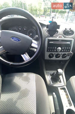 Універсал Ford Focus 2004 в 