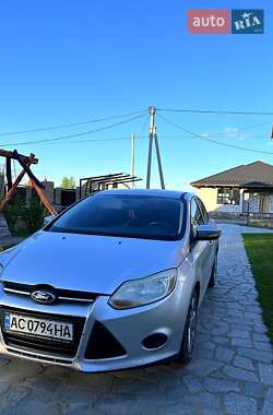 Седан Ford Focus 2012 в 