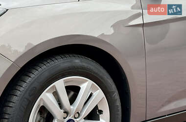Универсал Ford Focus 2012 в 