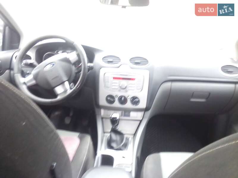 Хетчбек Ford Focus 2008 в Монастирищеві