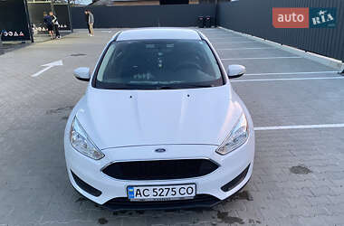 Седан Ford Focus 2015 в 