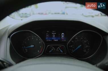 Седан Ford Focus 2017 в 