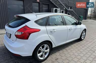 Хэтчбек Ford Focus 2014 в 