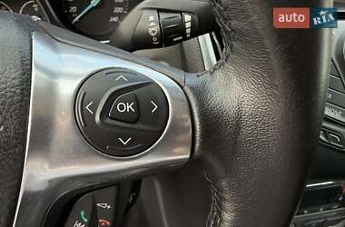 Хэтчбек Ford Focus 2011 в 