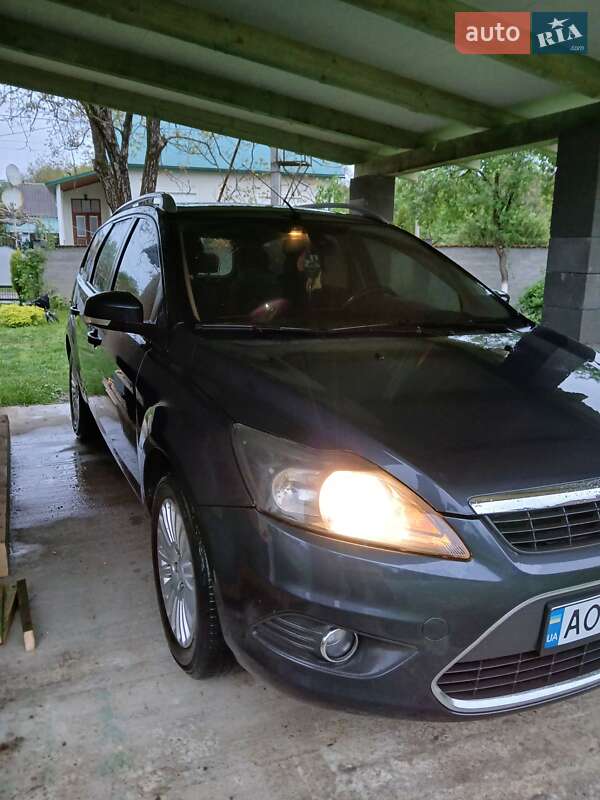 Универсал Ford Focus 2008 в Драгово