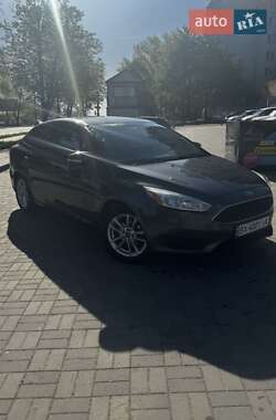 Хэтчбек Ford Focus 2015 в 