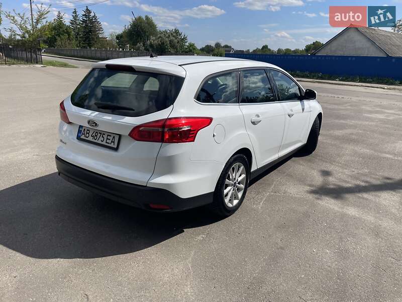 Универсал Ford Focus 2015 в Киеве фото 3 Универсал Ford Focus 2015 в Киеве
